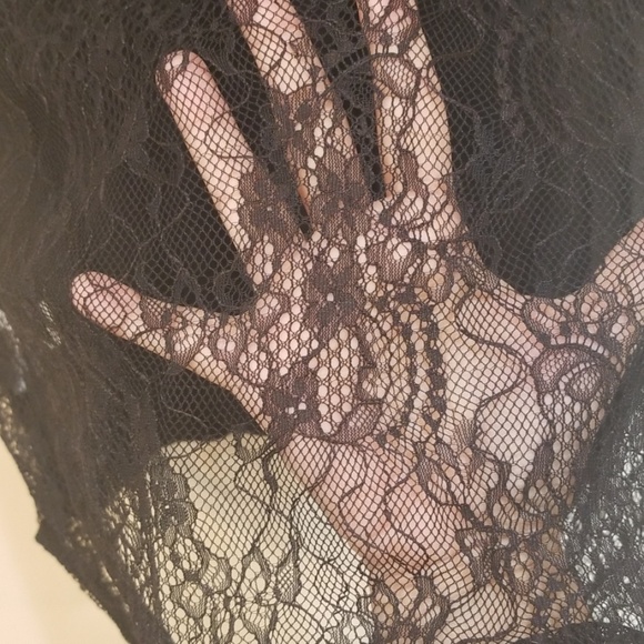 Forever 21 black lace back blouse size S NWT - Picture 3 of 5